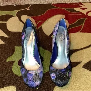 Stylish, statement pumps with professional vibe